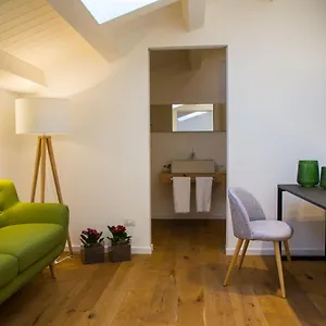 Plebis - In Sicilia Nel Centro Storico Di Bed & Breakfast