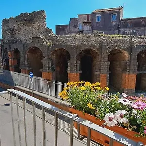Odeonhouse - - Parking Included , Catania Italy